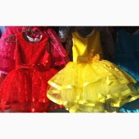 Детские платья со шлейфом, возраст 5 - 6 лет