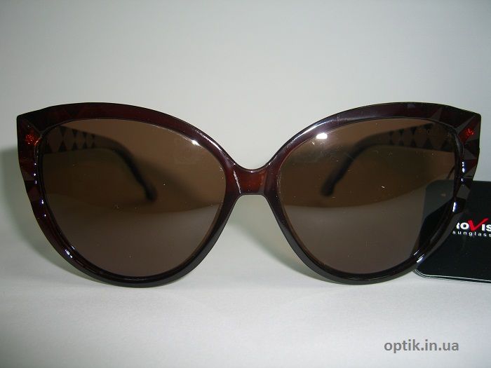 Фото 6. Солнцезащитные очки от известных брендов в «Оптиці Якісних брендів»