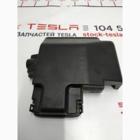 Крышка блока предохранителей Tesla model S 1013274-00-C 1013274-00-C FUSEBO