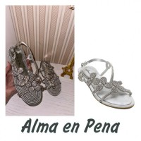 Неймовірні брендові босоніжки Alma en Pena