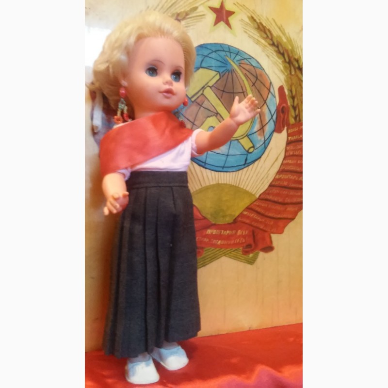 Кукла ГДР времен СССР