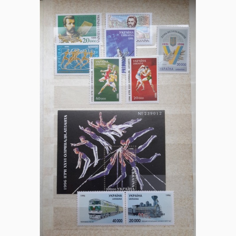 Фото 7. Почтовые марки Украины. Годовые наборы 1992-1996 года