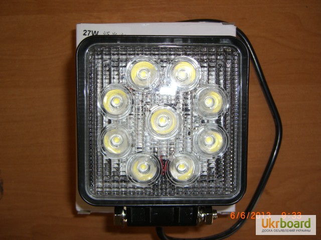 Фото 2. Дополнительная светодиодная фара LED 1210-27W