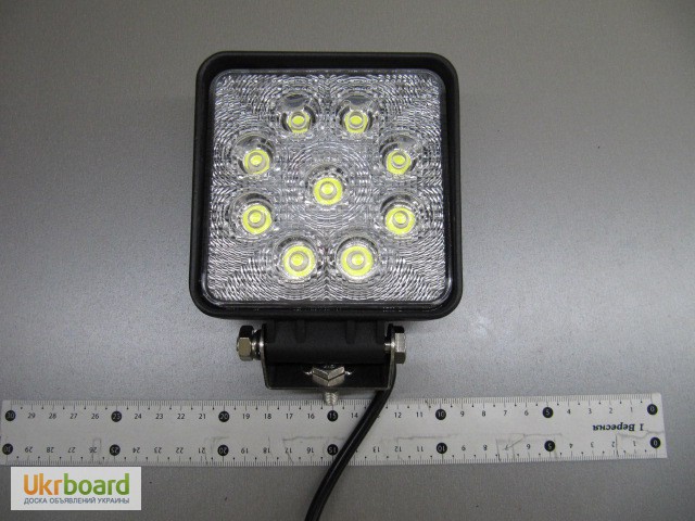 Дополнительная светодиодная фара LED 1210-27W