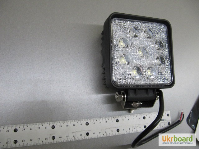 Фото 5. Дополнительная светодиодная фара LED 1210-27W