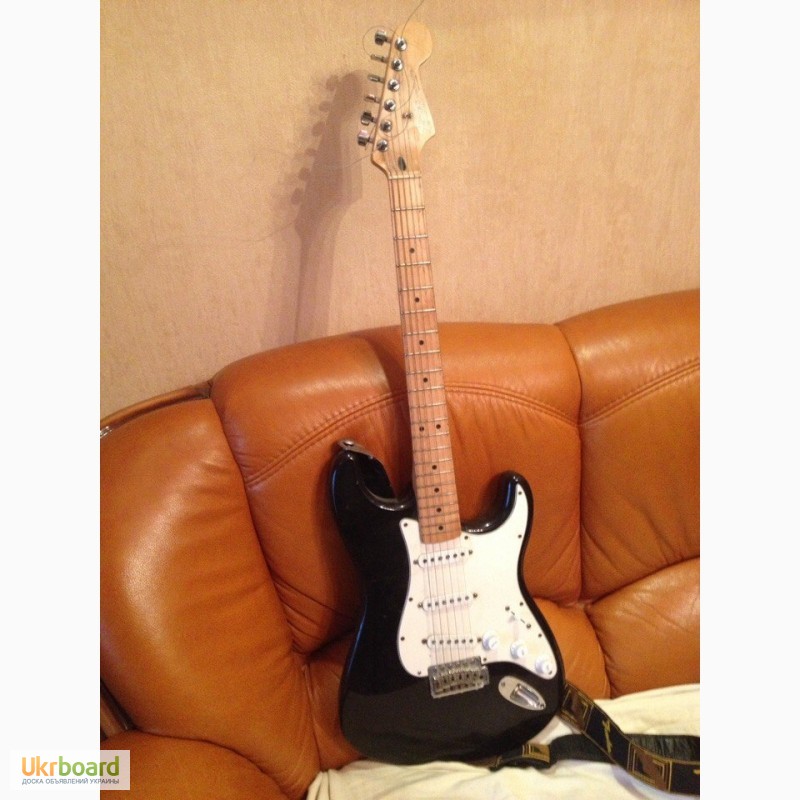 Фото 4. Продам Fender Stratocaster (made in Mexico)