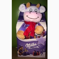 Новогодний подарочный Набор сладостей Milka c мягкой плюшевой игрушкой 137, 5g Новогодний