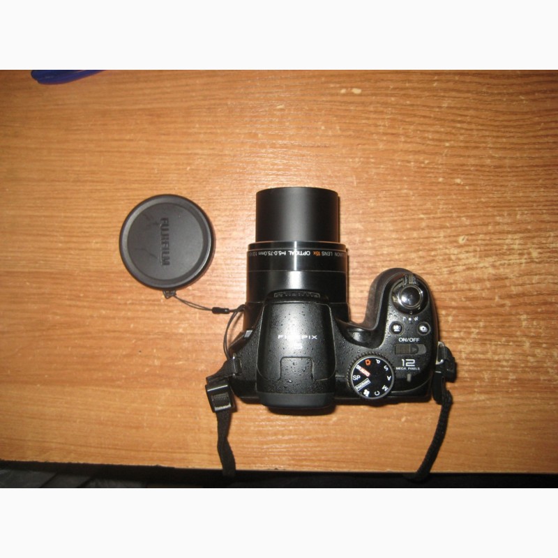 Фото 8. Фотоаппарат Fujifilm S1700 в отличном состоянии
