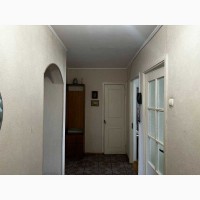 Продаж 3к, Голосіївський Проспект 19, 72 кв.м. жилий стан, вигідно