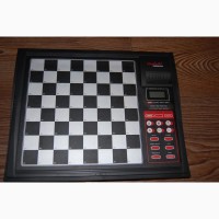 Действия шахматный компьютер новый(Германия) Mephisto