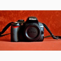 Продам зеркальный фотоаппарат Nikon D3100 Body