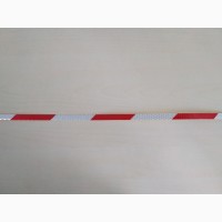 Светоотражающая полоска длина 7.90 м. Белая с красным