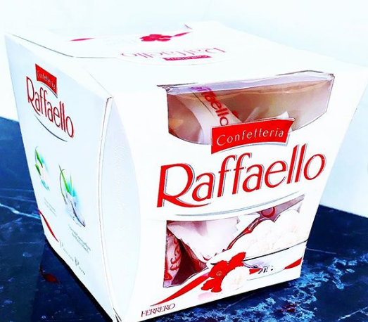 Фото 8. Коробка конфет от Ferrero Raffaello классическая 0, 150 грамм Германия Конфеты Ferrero