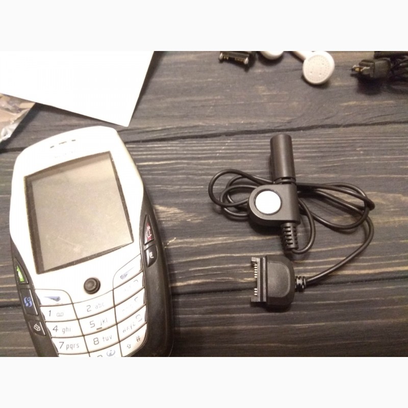 Фото 3. Nokia 6600 + Новый Дата-кабель USB Nokia DKU-2 + гарнитуры