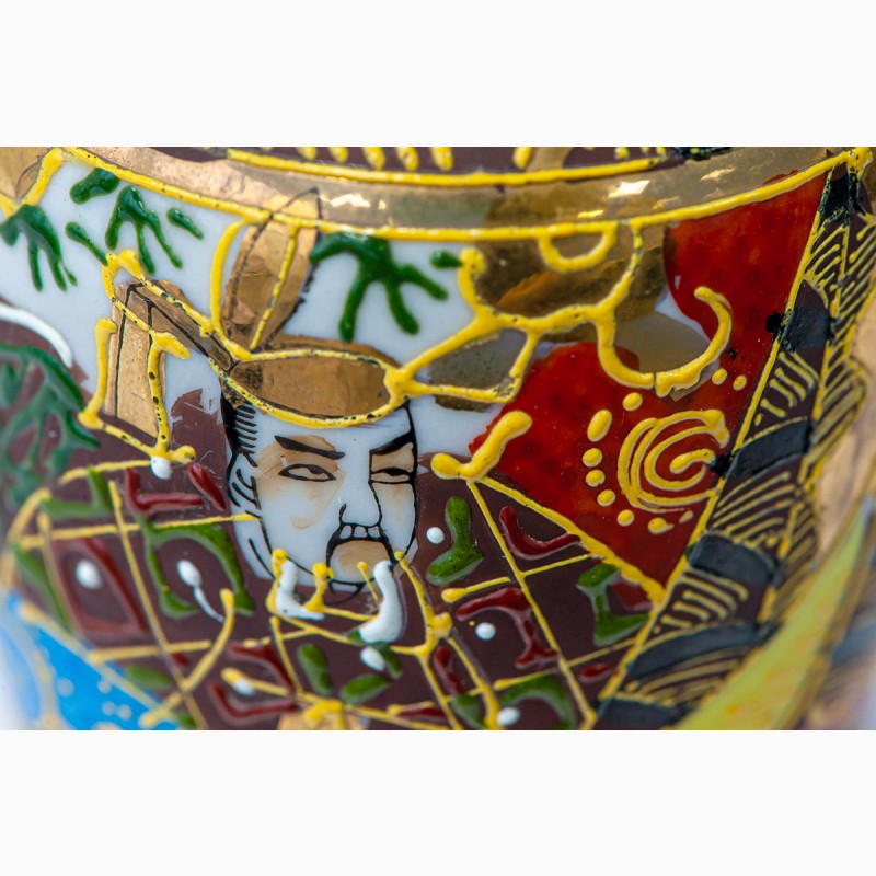 Фото 11. Японская антикварная фарфоровая ваза в позолоте с изображением богини Каннон