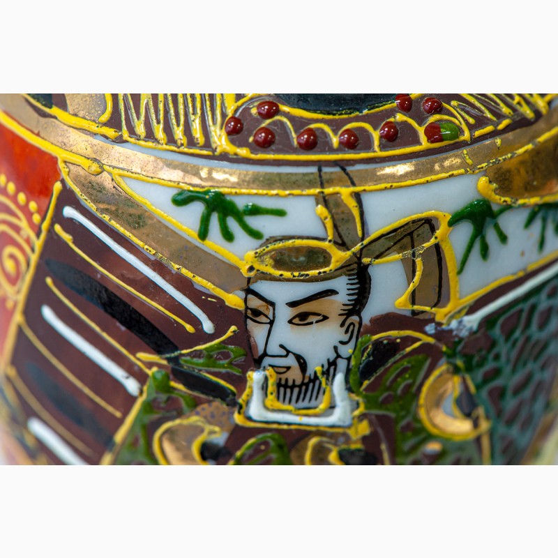 Фото 12. Японская антикварная фарфоровая ваза в позолоте с изображением богини Каннон