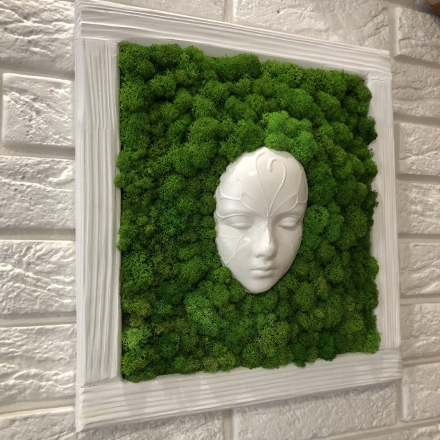 Фото 3. Картина со стабилизированым мхом Лесная нимфа 3D еффект MiNature Moss