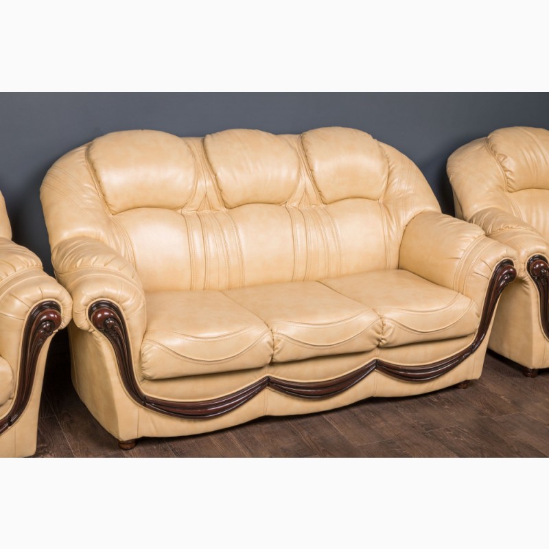 Фото 7. Шкіряний диван з кріслами Малібу в класичному стилі