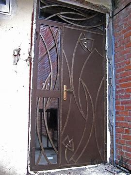 Фото 3. Замір, встановлення, реставрація та виробництво вхідних дверей