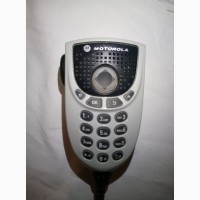 Продам автомобильную радиостанцию Motorola DM4600