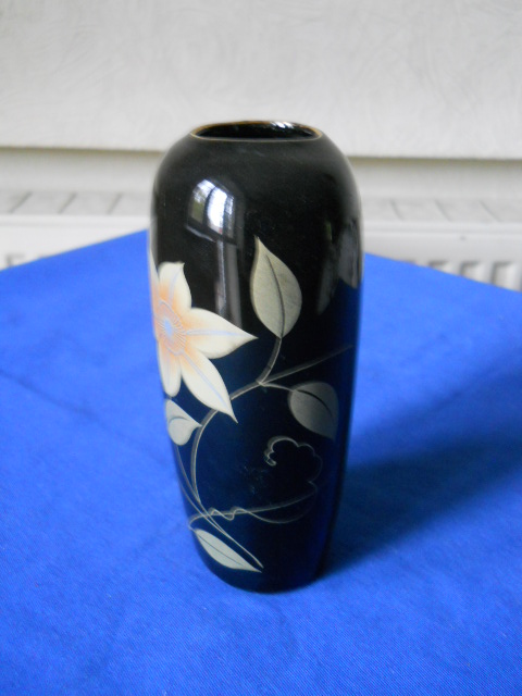 Фото 10. Японская кобальтовая миниатюрная ваза для цветов “Kutani