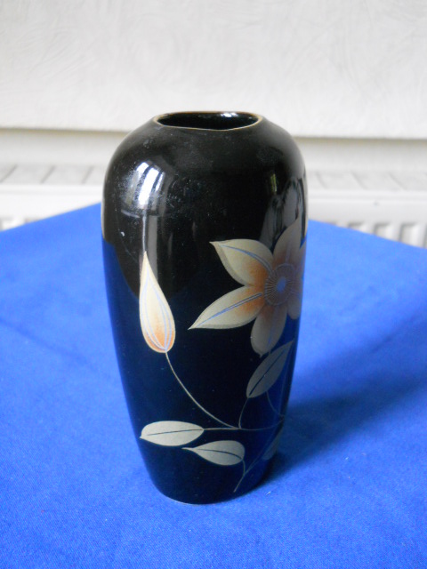 Фото 11. Японская кобальтовая миниатюрная ваза для цветов “Kutani
