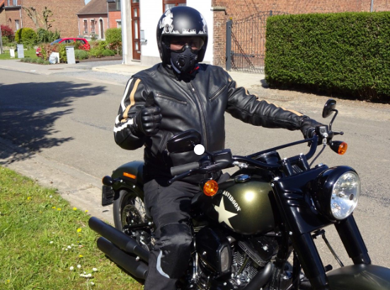 Фото 8. Лучшая защитная маска Respro от выхлопных газов и смога под шлем для мотоциклистов
