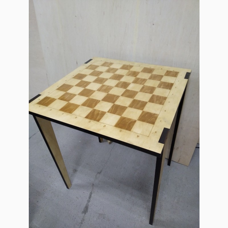 Фото 2. Продам шахматный столик, шахматные доски