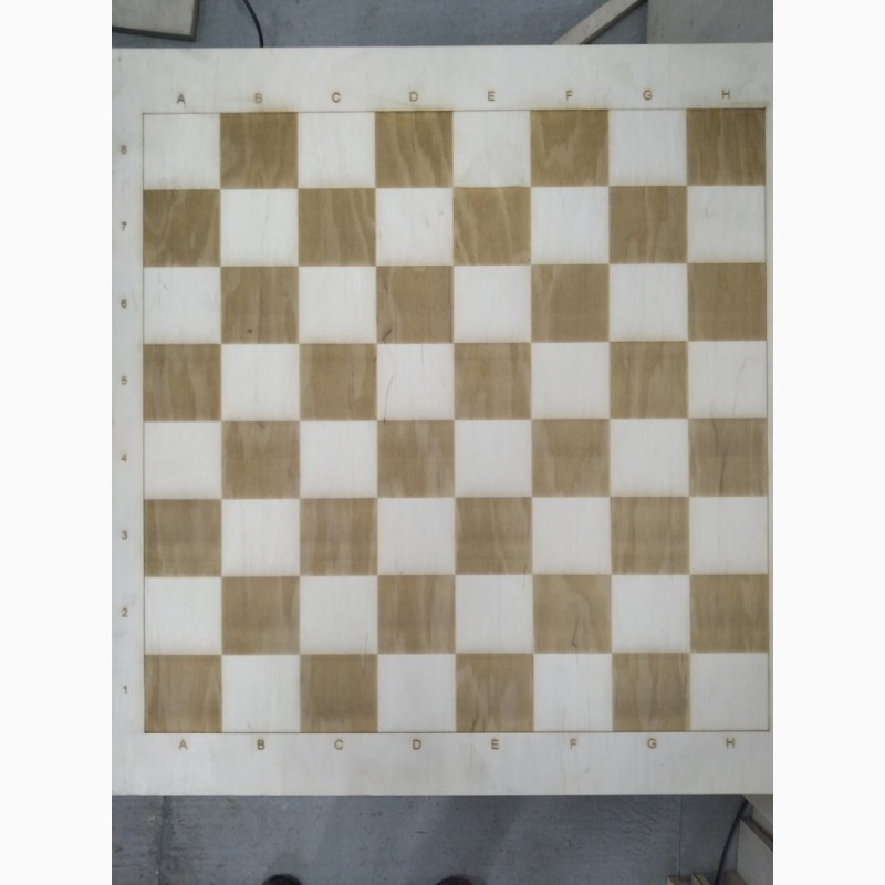 Фото 4. Продам шахматный столик, шахматные доски
