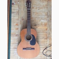 Продам гитару KREMONA M 650 C