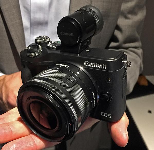 Canon EOS М6 цифровая фотокамера с объективом 15-45 мм (черный)