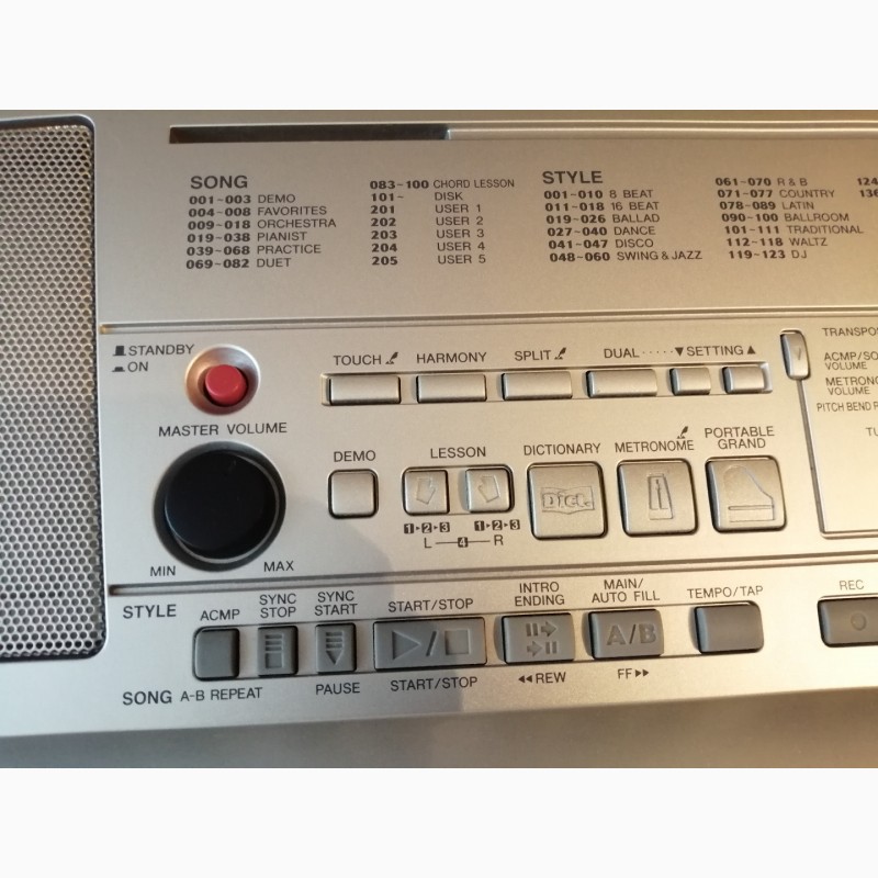 Фото 5. Yamaha Portable Grand DGX-300 – цифровое пианино-синтезатор НОВОЕ