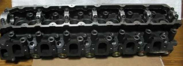 ГБЦ головка блоку двигуна 1HZ 1HZT 4.2 Toyota