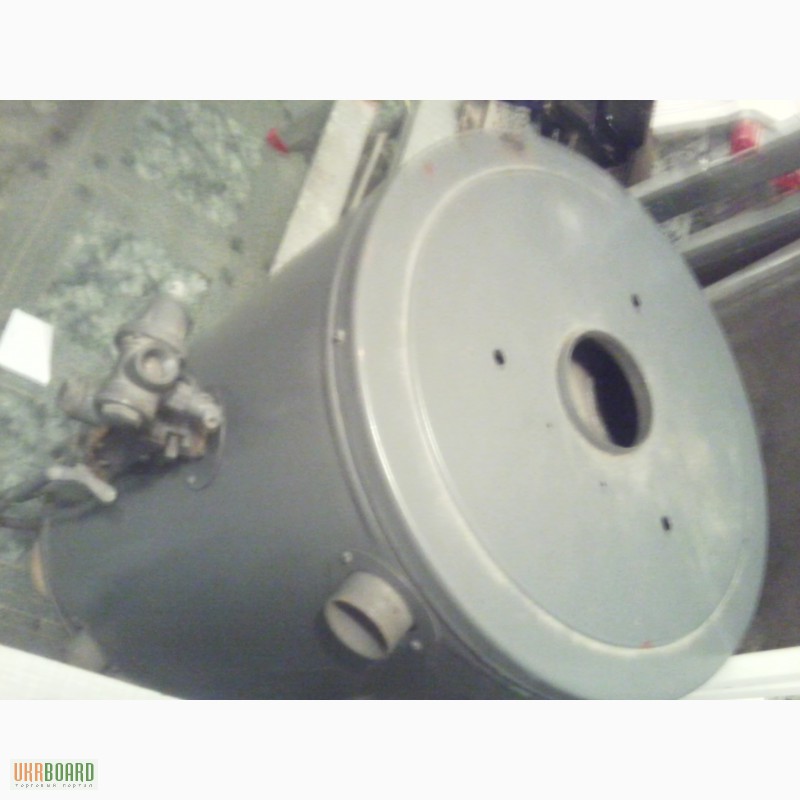 Фото 2. Аппарат отопительный газовый бытовой с водяным контуром 2210