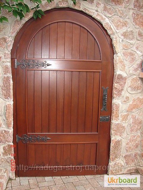 Фото 7. Двери деревянные