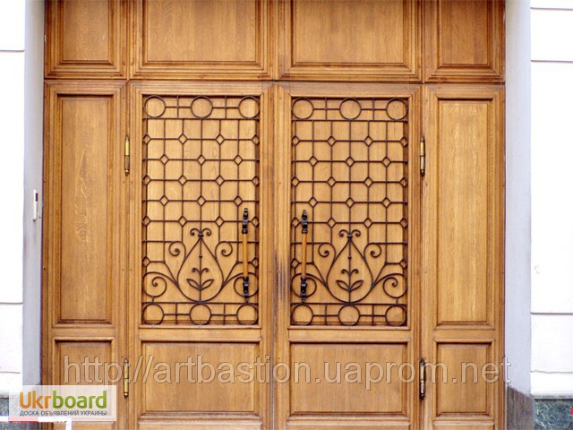 Фото 5. Двери деревянные