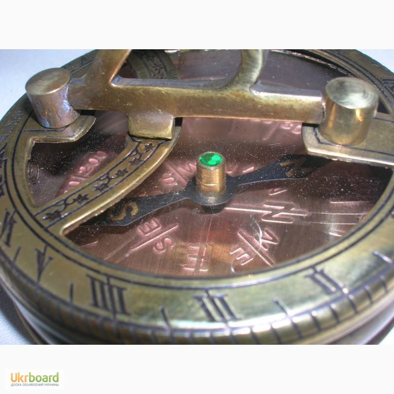 Фото 6. Карманный компас с солнечными часами Gilbert Sons