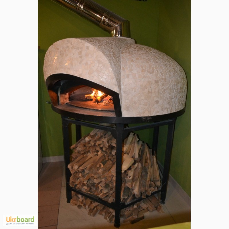 Фото 3. Печь для пиццы на дровах (помпейская)