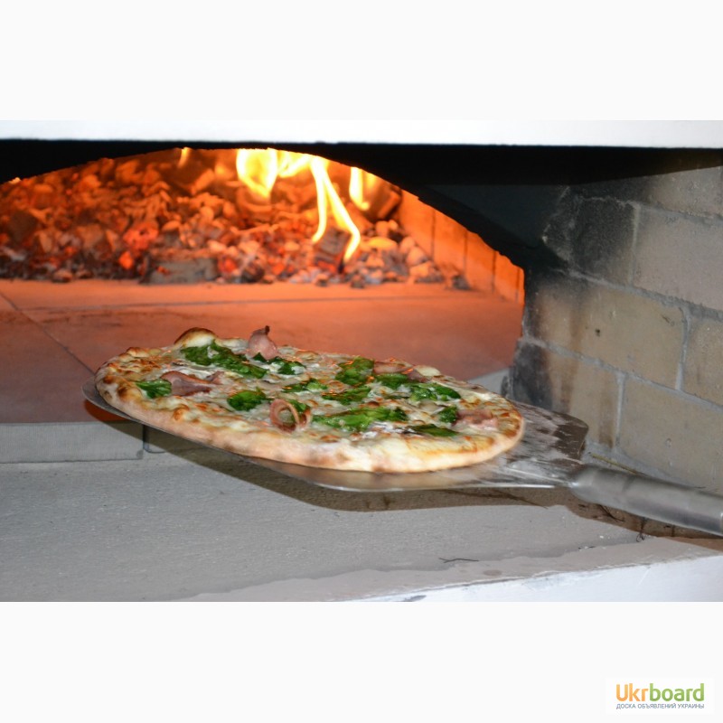 Фото 4. Печь для пиццы на дровах (помпейская)