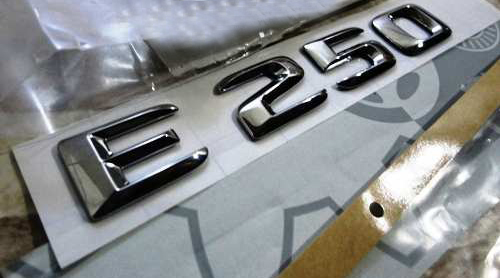 Фото 3. Надпись шильдик эмблема Mercedes E250 E-Class W212/ V212/ S212/ C207/ A207