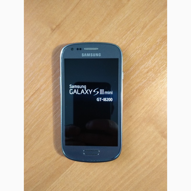 Смартфон Samsung Galaxy S3 Mini Neo GT-I8200