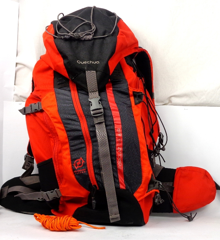 Фото 11. Рюкзак походный Quechua Forclaz 40 Air 2013 Backpack (Red) (036)