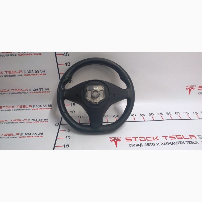 Фото 2. Колесо рулевое без airbag Tesla model X S REST 1005279-00-E 1005279-00-E ST