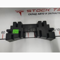 Кронштейн панель пола 2-го ряда сидений центральная (7 мест) Tesla model X