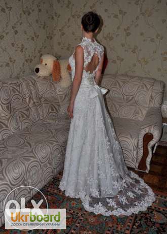 Фото 7. Продам оригинальное свадебное платье с небольшим шлейфом