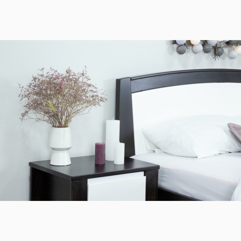 Фото 2. Двоспальне ліжко Женєва з масиву бука з фігурним узголів#039;ям