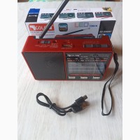 Компактный радиоприемник фонарик ФМ приемник на батарейках АА или батарея BL-5C USB MP3
