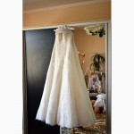 Продам розкішну, елегантну весільну сукню з колекції Pronovias