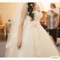 Продам б/у Свадебное Платье