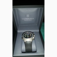Продам Швейцарские часы Victorinox Swiss Army, оригинал